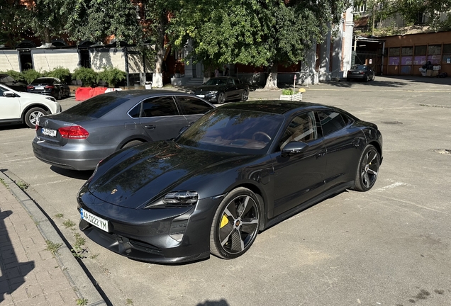 Porsche Taycan Turbo S