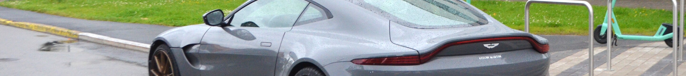 Aston Martin V8 Vantage 2018