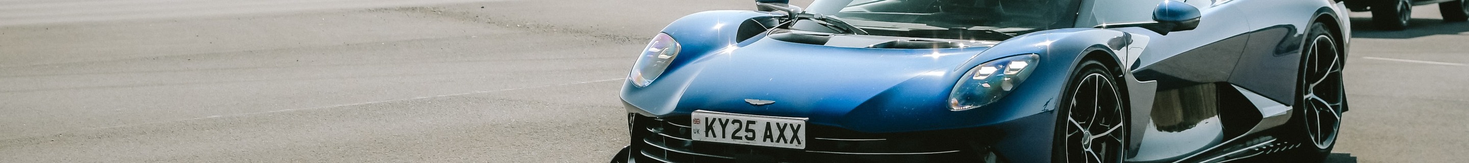 Aston Martin Valhalla