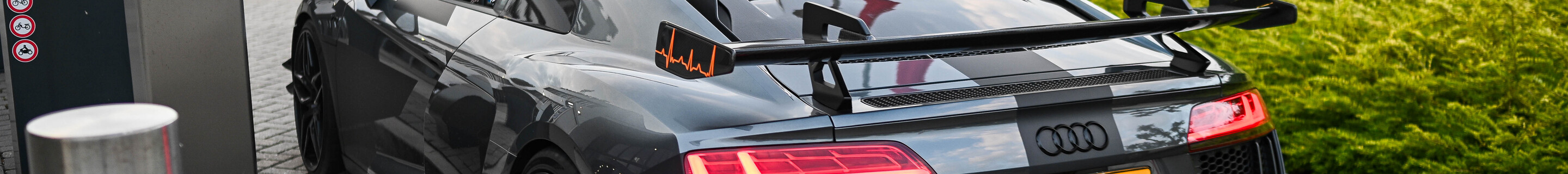 Audi R8 V10 Plus 2015