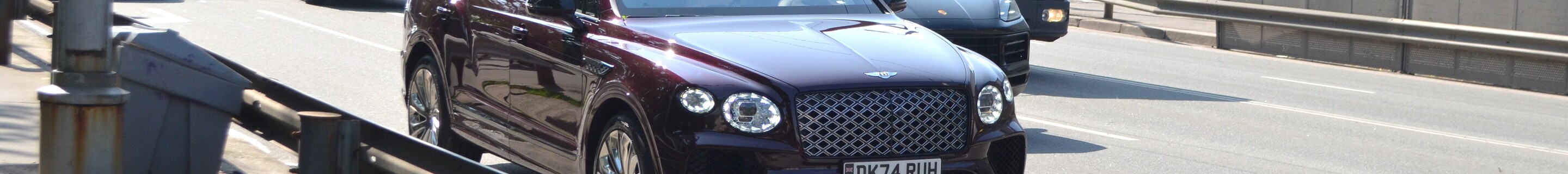 Bentley Bentayga EWB Mulliner