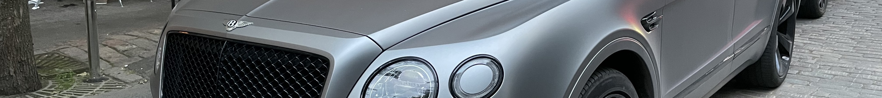 Bentley Bentayga Hybrid