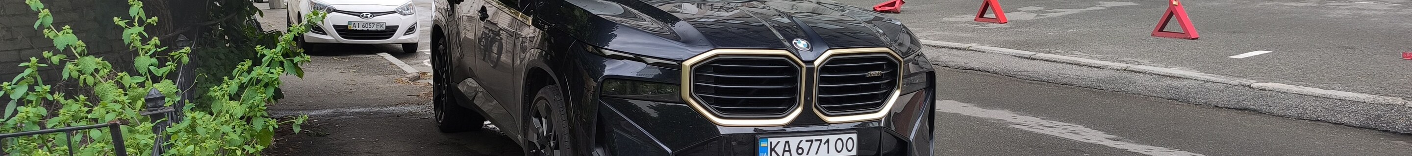 BMW XM G09