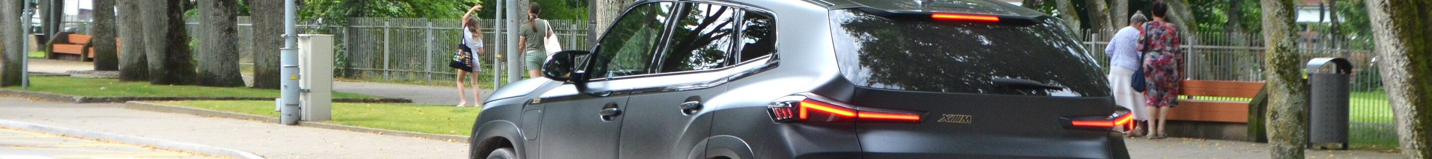 BMW XM G09