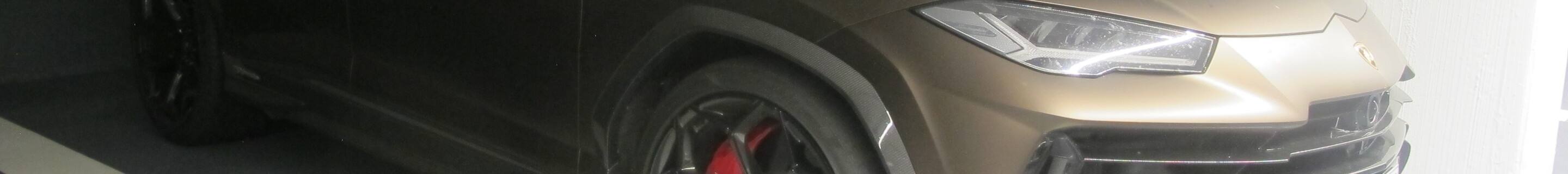 Lamborghini Urus Performante