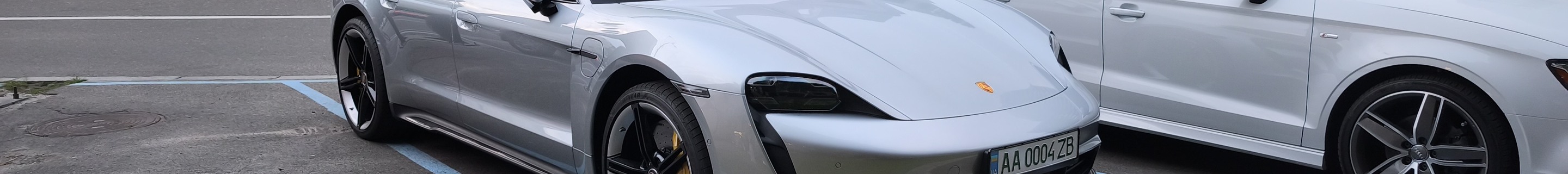 Porsche Taycan Turbo S MkI