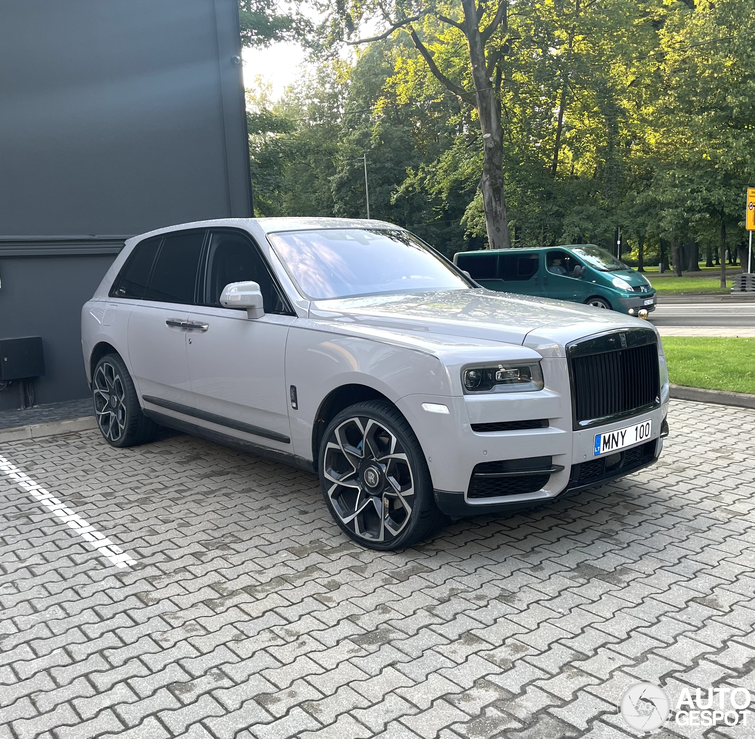 Rolls-Royce Cullinan Black Badge