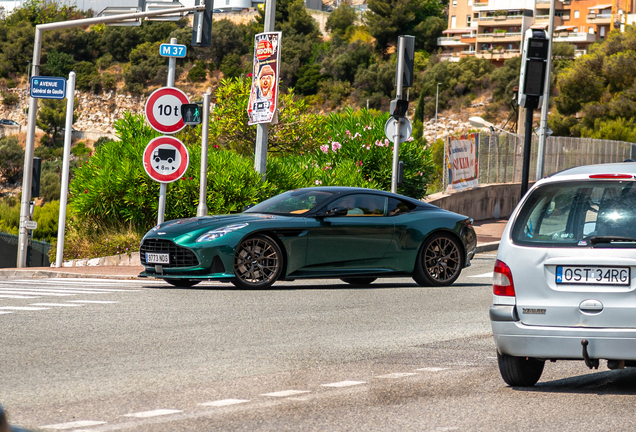 Aston Martin DB12