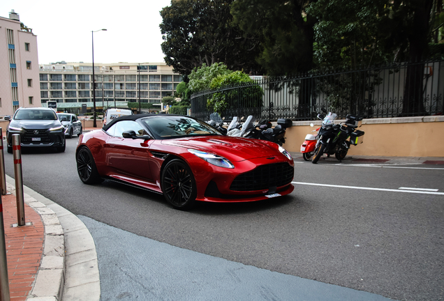 Aston Martin DB12 Volante