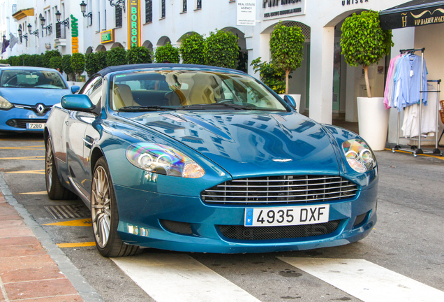 Aston Martin DB9 Volante