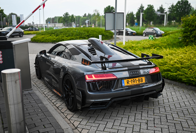 Audi R8 V10 Plus 2015