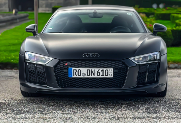 Audi R8 V10 Plus 2015