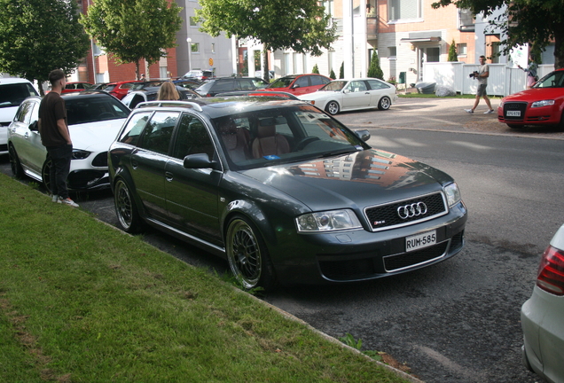 Audi RS6 Avant C5