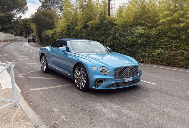 Bentley Continental GTC V8 2020 Mulliner