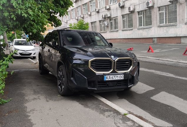BMW XM G09