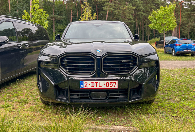 BMW XM G09
