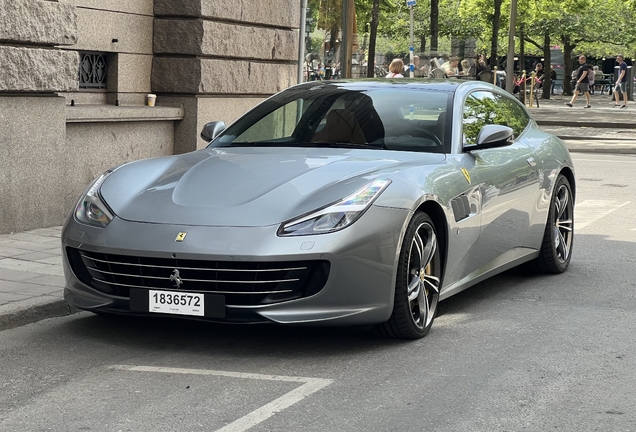 Ferrari GTC4Lusso