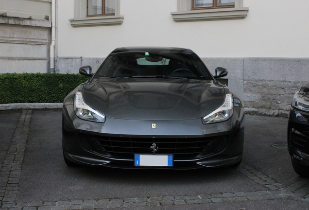 Ferrari GTC4Lusso