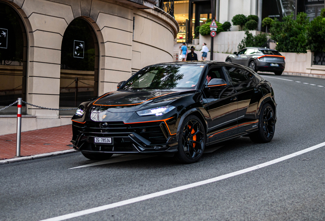 Lamborghini Urus Performante