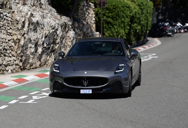 Maserati GranTurismo Modena 2023