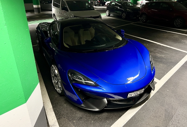 McLaren 570GT