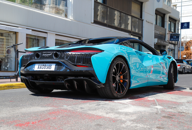 McLaren Artura Spider
