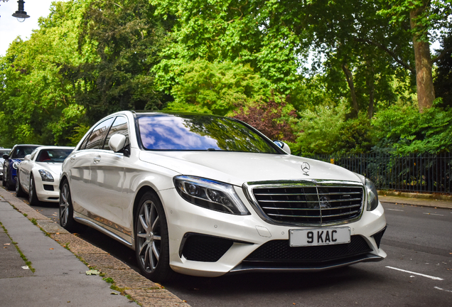 Mercedes-AMG S 63 V222