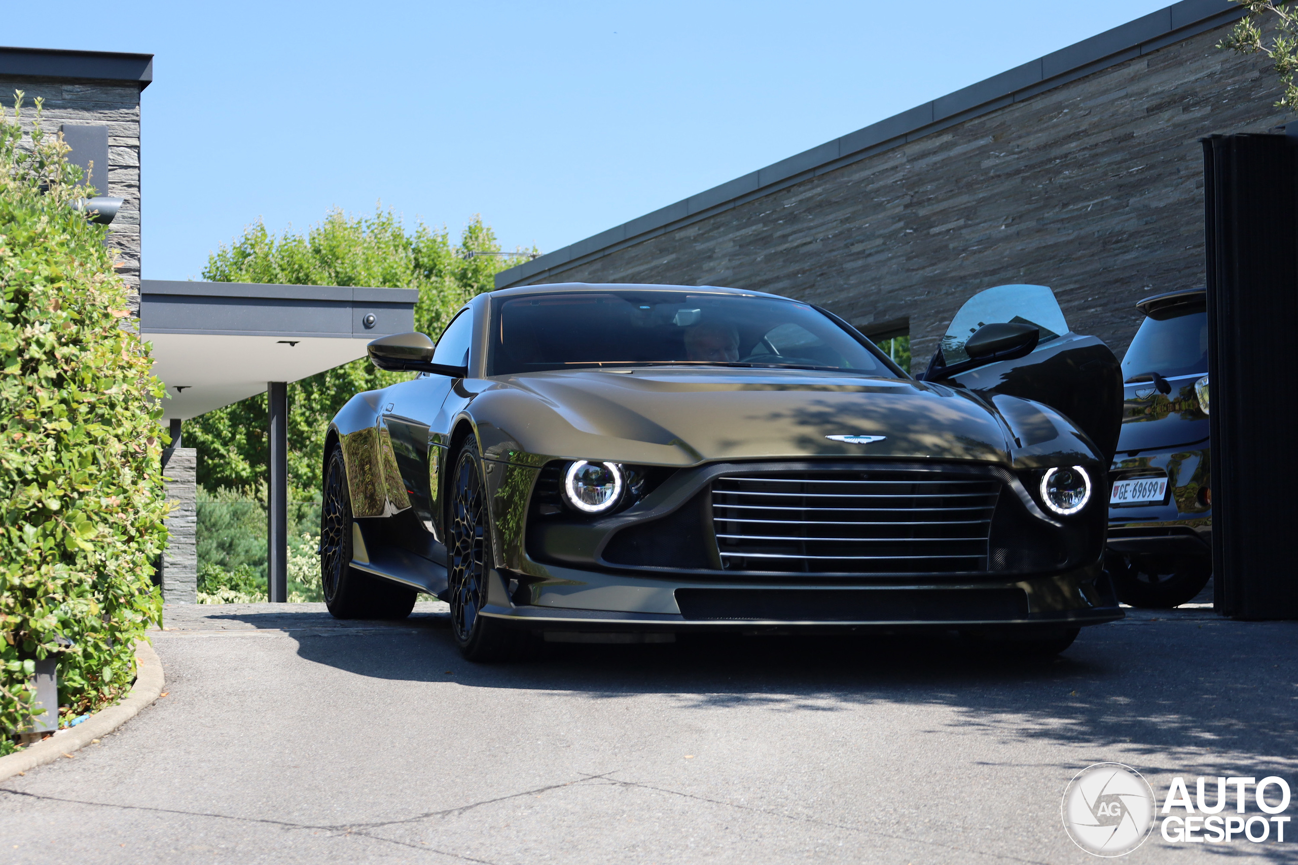 Aston Martin Valour