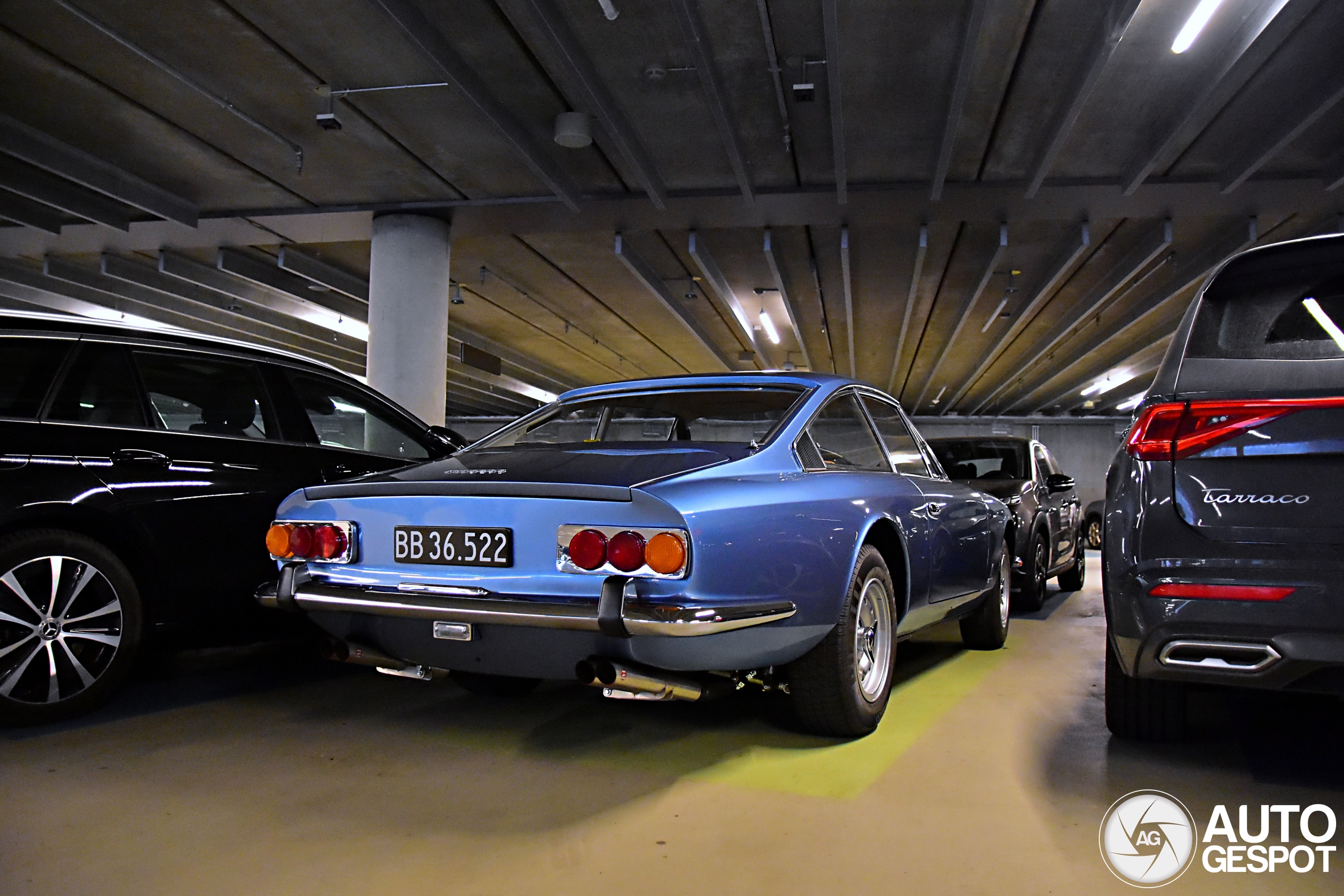 Ferrari 365 GT 2+2