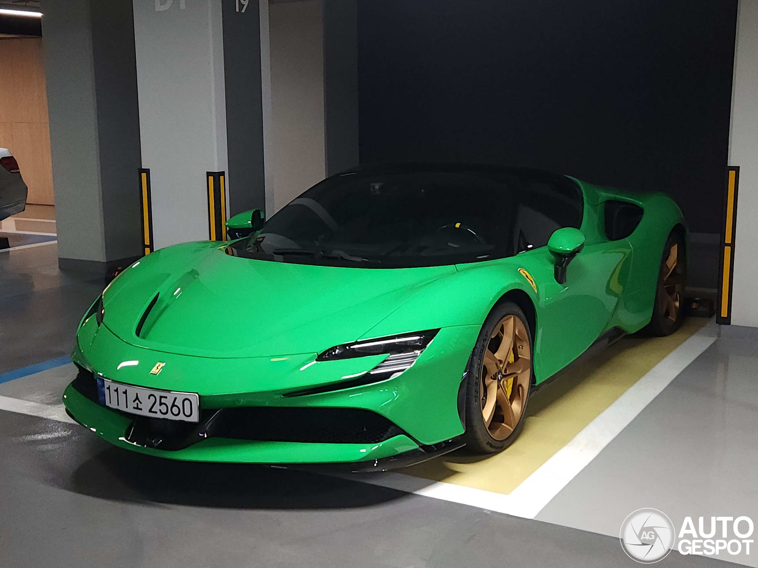 Ferrari SF90 Spider