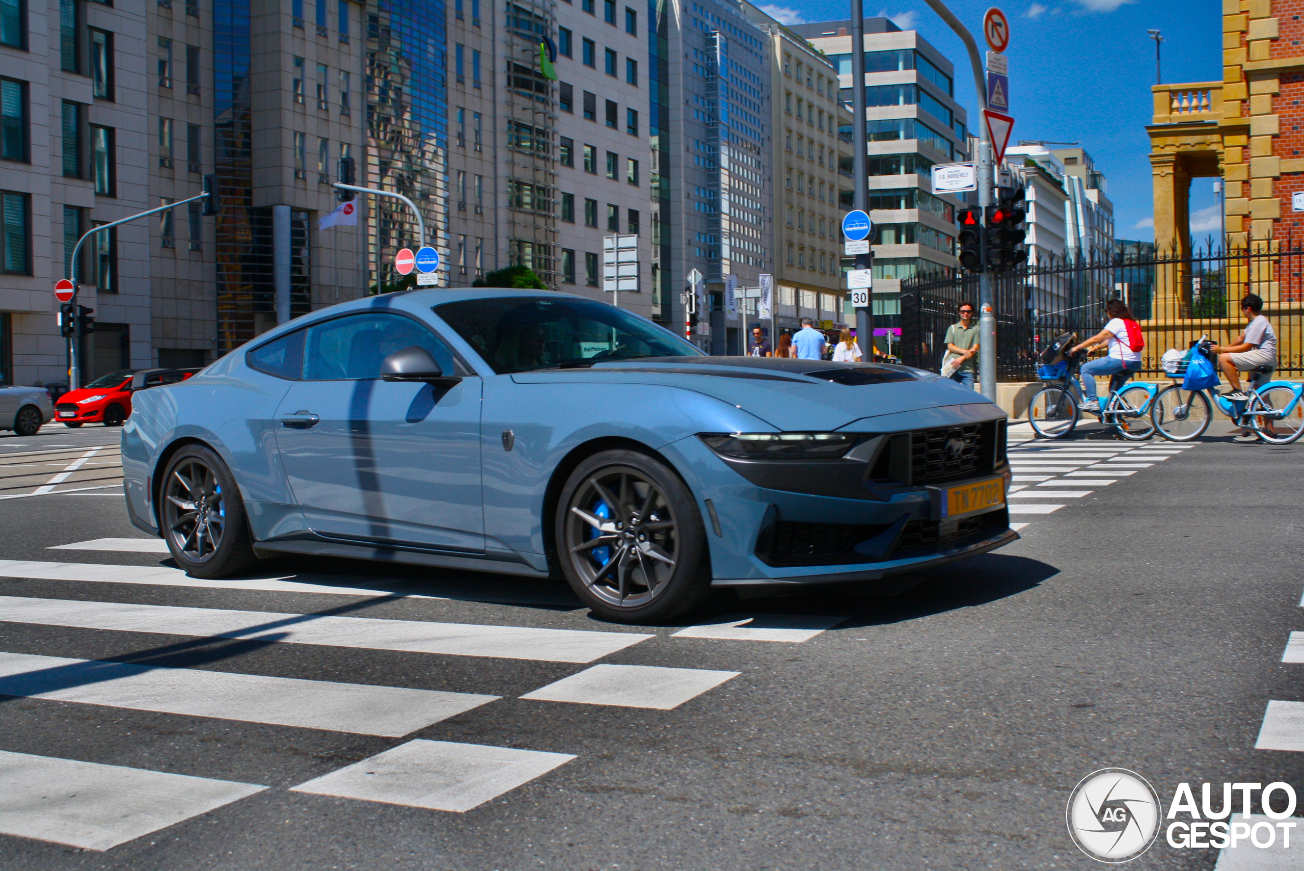 Ford Mustang Dark Horse 2024