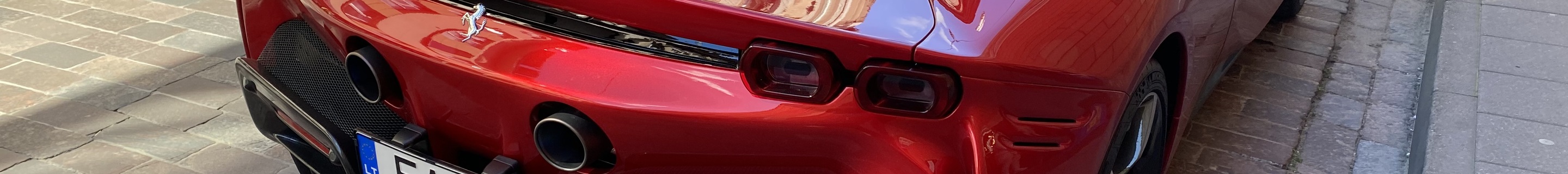 Ferrari SF90 Spider