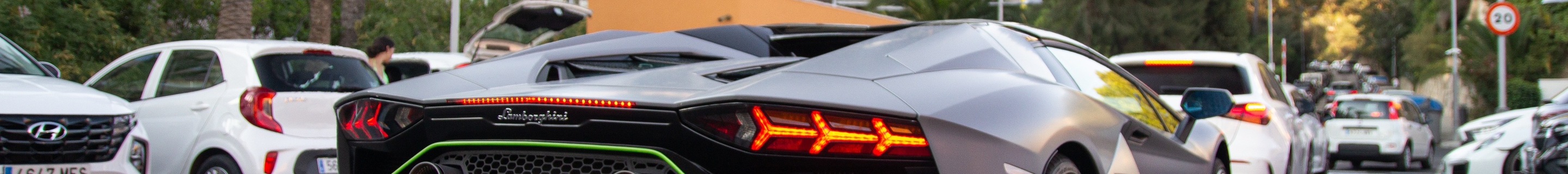 Lamborghini Aventador LP780-4 Ultimae Roadster