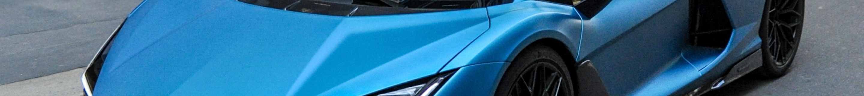 Lamborghini Revuelto