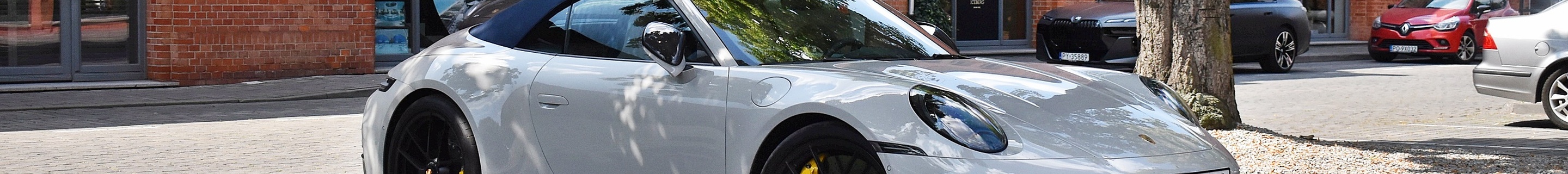 Porsche 992 Carrera 4 GTS Cabriolet MkII
