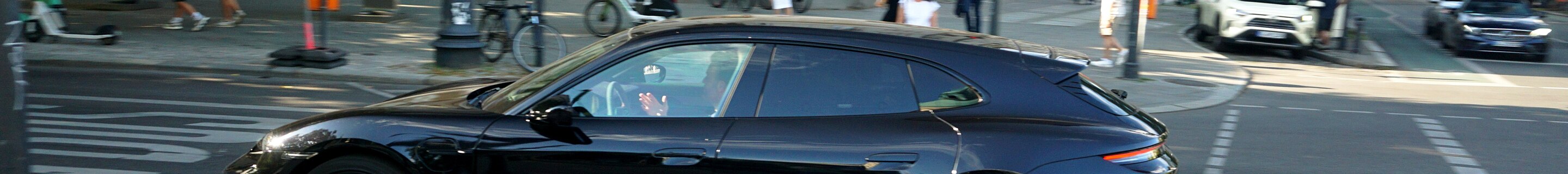 Porsche Taycan GTS Sport Turismo MkI