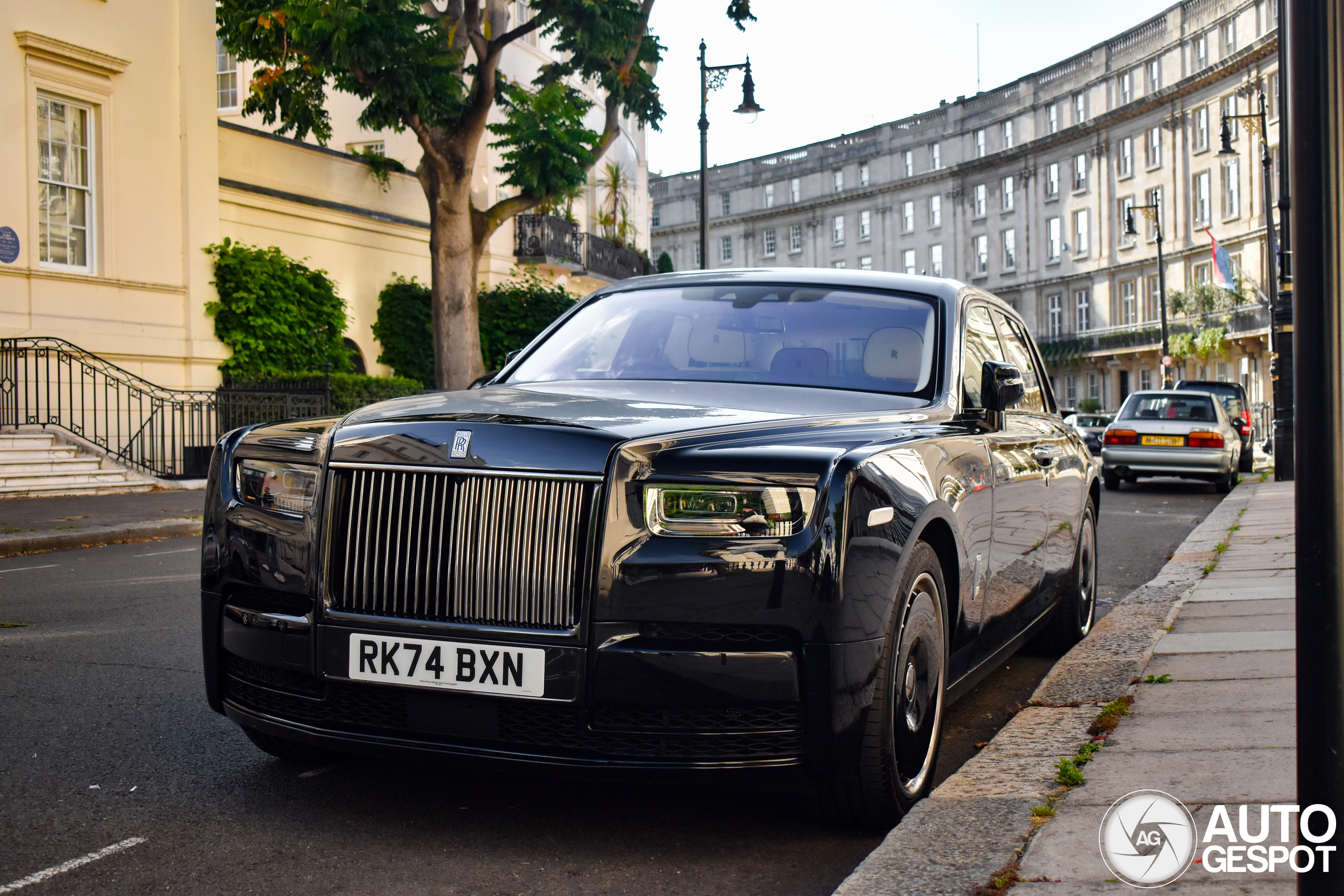ROLLS-ROYCE PHANTOM ＩＩ Meet The Rolls-Royce Phantom 8.2, A Masterpiece of Luxury