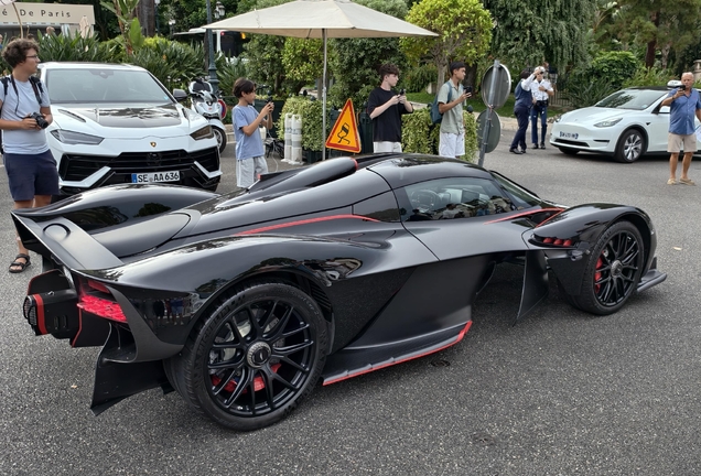 Aston Martin Valkyrie Spider