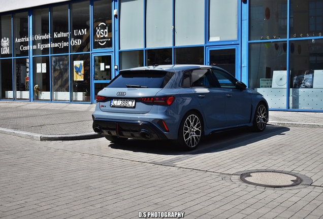 Audi RS3 Sportback 8Y 2025