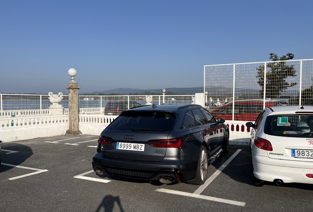 Audi RS6 Avant C8