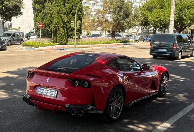 Ferrari 812 Superfast