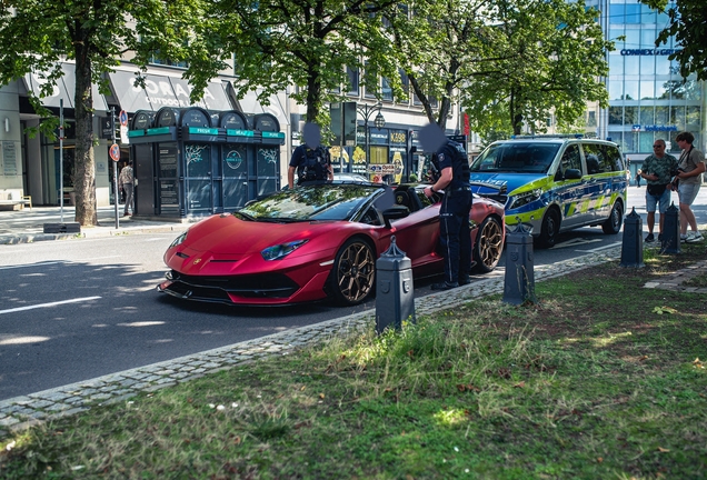 Lamborghini Aventador LP770-4 SVJ Roadster