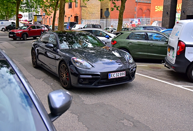 Porsche 971 Panamera Turbo MkI