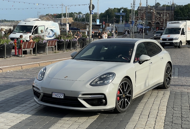 Porsche 971 Panamera Turbo Sport Turismo