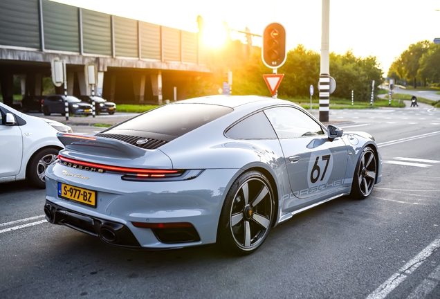 Porsche 992 Sport Classic