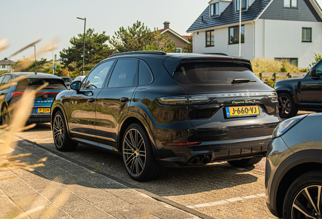 Porsche Cayenne Turbo S E-Hybrid
