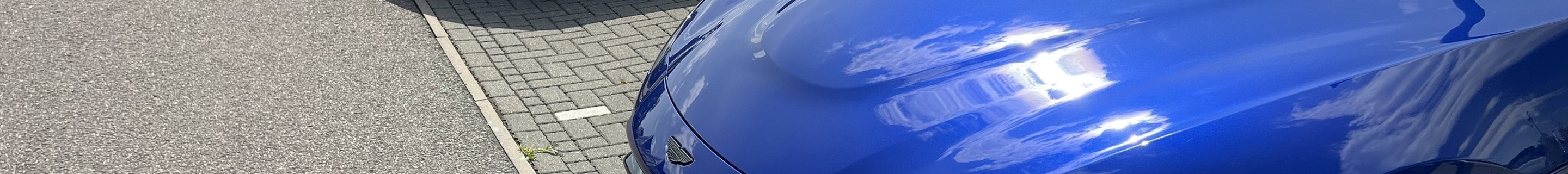 Aston Martin V8 Vantage 2018