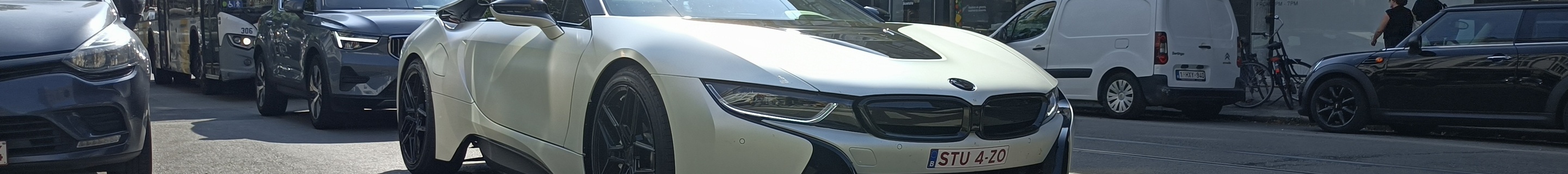 BMW i8 Roadster