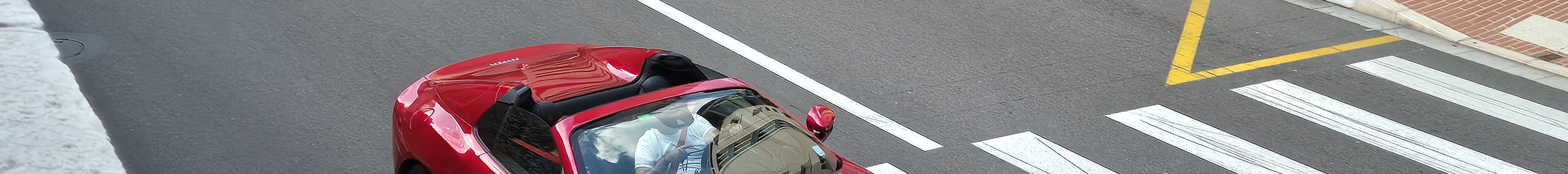 Ferrari 812 GTS