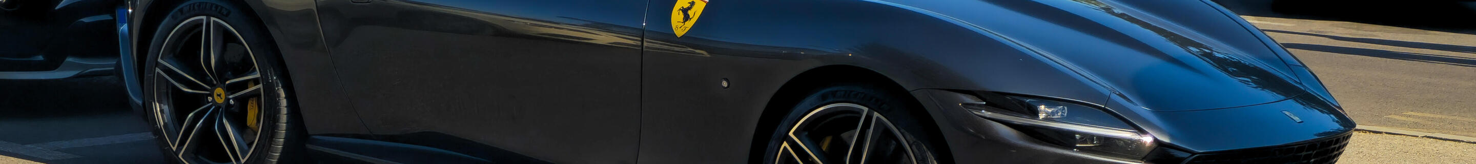 Ferrari Roma Spider